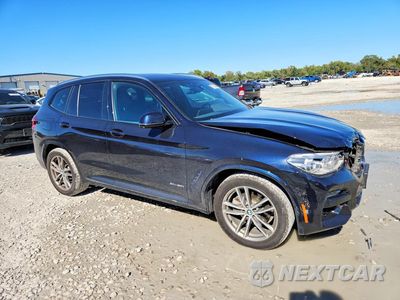 Czwarte zdjęcie samochodu z boku: 2018 BMW X3 XDRIVE30I VIN:5UXTR9C56JLC82032 - miniatura