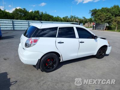 Trzecie zdjęcie samochodu z tyłu: 2006 TOYOTA MATRIX BASE VIN:2T1KR32EX6C591932 - miniatura