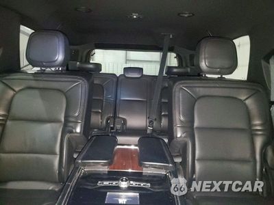 Zdjęcie 10 z 13 samochodu: 2020 LINCOLN NAVIGATOR L RESERVE VIN:5LMJJ3LT0LEL22971 - miniatura