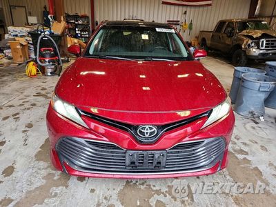 Piąte zdjęcie samochodu w środku: 2019 TOYOTA CAMRY XLE VIN:4T1B11HKXKU726408 - miniatura