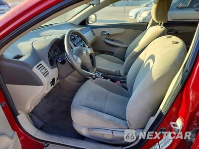 Zdjęcie 7 z 12 samochodu: 2010 TOYOTA COROLLA LE VIN:1NXBU4EEXAZ272702 - miniatura