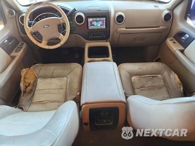 Zdjęcie 8 z 13 samochodu: 2003 FORD EXPEDITION EDDIE BAUER VIN:1FMRU17L33LA21604 - miniatura