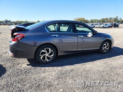 Trzecie zdjęcie samochodu z tyłu: 2016 HONDA ACCORD LX VIN:1HGCR2F36GA138728 - miniatura
