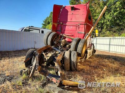 Trzecie zdjęcie samochodu z tyłu: 2009 VOLVO VN VNL VIN:4V4NC9TG59N496878 - miniatura