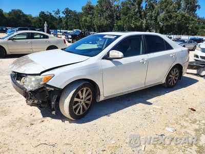 2014 TOYOTA CAMRY XLE 4T4BF1FK9ER423408 - główne zdjęcie licytacji z USA - miniatura