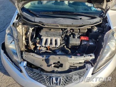 Zdjęcie 11 z 12 samochodu: 2013 HONDA FIT VIN:JHMGE8H30DC081906 - miniatura
