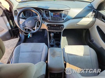 Zdjęcie 8 z 13 samochodu: 2017 HYUNDAI TUCSON SPORT VIN:KM8J33A22HU274085 - miniatura