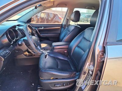 Zdjęcie 7 z 13 samochodu: 2013 KIA SORENTO EX VIN:5XYKU3A68DG348033 - miniatura