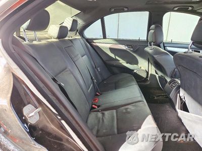 Zdjęcie 10 z 12 samochodu: 2009 MERCEDES-BENZ C 300 VIN:WDDGF54X29F203800 - miniatura
