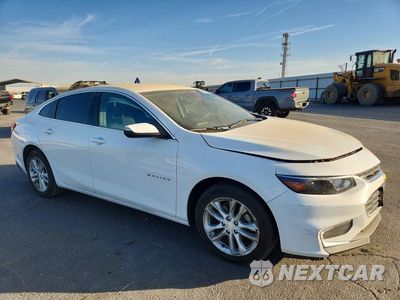 Czwarte zdjęcie samochodu z boku: 2018 CHEVROLET MALIBU LT VIN:1G1ZD5ST0JF152819 - miniatura