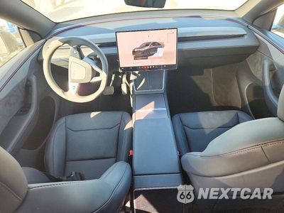 Zdjęcie 8 z 14 samochodu: 2026 TESLA MODEL Y VIN:7SAYGAEE0TF690639 - miniatura