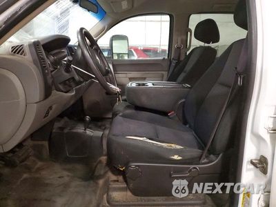 Zdjęcie 7 z 12 samochodu: 2012 CHEVROLET SILVERADO K2500 HEAVY DUTY VIN:1GC1KVCG1CF112764 - miniatura