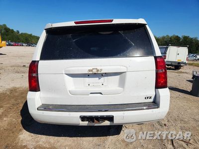 Zdjęcie 6 z 14 samochodu: 2015 CHEVROLET SUBURBAN K1500 LTZ VIN:1GNSKKKCXFR133074 - miniatura