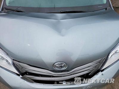 Zdjęcie 11 z 12 samochodu: 2014 TOYOTA SIENNA XLE 8-PASSENGER VIN:5TDYK3DC2ES463524 - miniatura