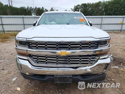 Piąte zdjęcie samochodu w środku: 2017 CHEVROLET SILVERADO K1500 LT VIN:3GCUKRECXHG161370 - miniatura