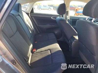 Zdjęcie 10 z 12 samochodu: 2018 NISSAN SENTRA SV VIN:3N1AB7AP4JL629559 - miniatura