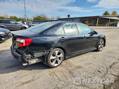 Trzecie zdjęcie samochodu z tyłu: 2013 TOYOTA CAMRY SE V6 VIN:4T1BK1FK2DU526898 - miniatura