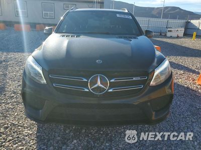 Piąte zdjęcie samochodu w środku: 2017 MERCEDES-BENZ GLE 43 AMG VIN:4JGDA6EB7HA990772 - miniatura