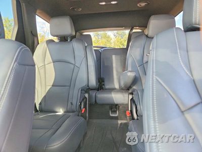 Zdjęcie 10 z 14 samochodu: 2024 BUICK ENCLAVE PREMIUM VIN:5GAEVBKW0RJ106820 - miniatura
