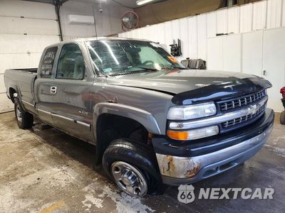 Czwarte zdjęcie samochodu z boku: 2000 CHEVROLET SILVERADO K2500 VIN:1GCGK29U0YE304079 - miniatura