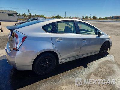 Trzecie zdjęcie samochodu z tyłu: 2013 TOYOTA PRIUS TWO VIN:JTDKN3DU4D5660415 - miniatura