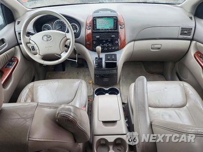 Zdjęcie 8 z 13 samochodu: 2005 TOYOTA SIENNA XLE 7 PASSENGER VIN:5TDZA22C05S274634 - miniatura