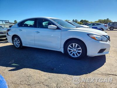 Czwarte zdjęcie samochodu z boku: 2016 NISSAN ALTIMA 2.5 S VIN:1N4AL3APXGC155212 - miniatura