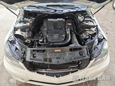 Zdjęcie 11 z 13 samochodu: 2012 MERCEDES-BENZ C 250 VIN:WDDGF4HBXCR193306 - miniatura