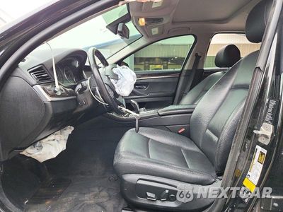 Zdjęcie 7 z 12 samochodu: 2016 BMW 528 XI VIN:WBA5A7C52GG149513 - miniatura