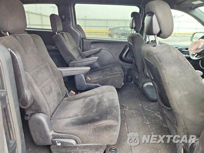Zdjęcie 11 z 14 samochodu: 2015 DODGE GRAND CARAVAN SE VIN:2C4RDGBG8FR724399 - miniatura