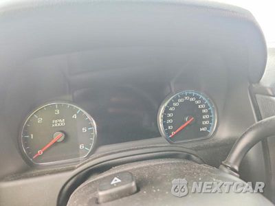 Zdjęcie 9 z 14 samochodu: 2017 GMC YUKON XL DENALI VIN:1GKS1HKJ9HR199877 - miniatura