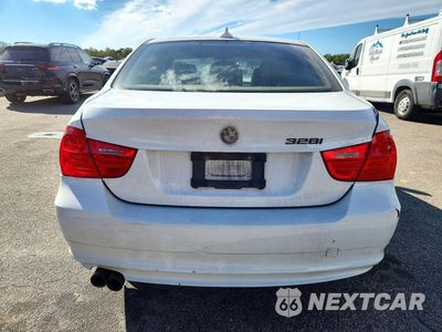 Zdjęcie 6 z 12 samochodu: 2010 BMW 328 XI SULEV VIN:WBAPK5C56AA652191 - miniatura