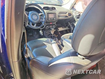 Zdjęcie 8 z 13 samochodu: 2017 JEEP RENEGADE LIMITED VIN:ZACCJBDB8HPG61623 - miniatura
