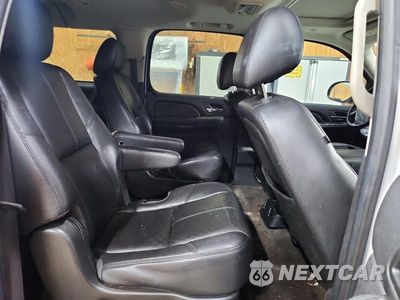 Zdjęcie 11 z 13 samochodu: 2012 CHEVROLET SUBURBAN K1500 LT VIN:1GNSKJE70CR320831 - miniatura