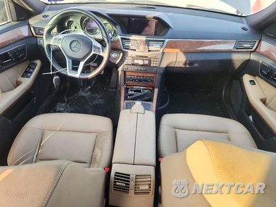 Zdjęcie 8 z 13 samochodu: 2013 MERCEDES-BENZ E 350 VIN:WDDHF5KBXDA707917 - miniatura