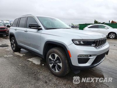 Czwarte zdjęcie samochodu z boku: 2024 JEEP GRAND CHEROKEE LIMITED 4XE VIN:1C4RJYB62RC115280 - miniatura