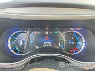 Zdjęcie 9 z 14 samochodu: 2018 CHRYSLER PACIFICA HYBRID TOURING L VIN:2C4RC1L77JR124867 - miniatura