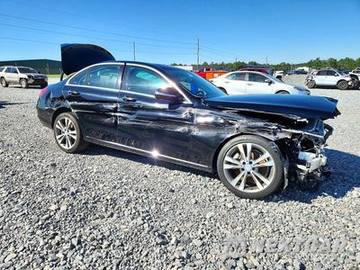 Czwarte zdjęcie samochodu z boku: 2015 MERCEDES-BENZ C 300 VIN:55SWF4JB8FU076137 - miniatura
