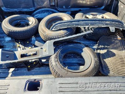 Zdjęcie 12 z 13 samochodu: 2005 FORD F150 VIN:1FTRF12W55NB05589 - miniatura