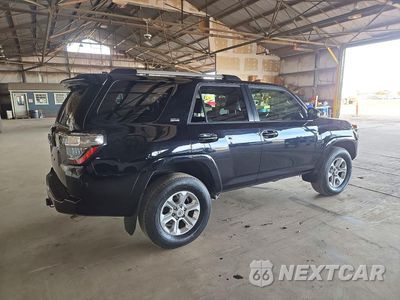 Trzecie zdjęcie samochodu z tyłu: 2019 TOYOTA 4RUNNER SR5 PREMIUM VIN:JTEBU5JR0K5645949 - miniatura