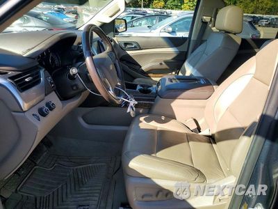 Zdjęcie 7 z 13 samochodu: 2019 CHEVROLET SUBURBAN K1500 LT VIN:1GNSKHKCXKR329450 - miniatura