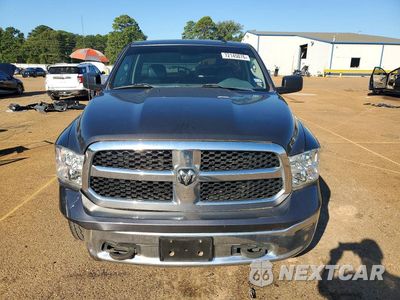 Piąte zdjęcie samochodu w środku: 2019 RAM 1500 CLASSIC TRADESMAN VIN:3C6JR6AGXKG511066 - miniatura