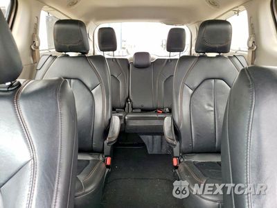 Zdjęcie 11 z 14 samochodu: 2017 CHRYSLER PACIFICA TOURING L VIN:2C4RC1BG5HR569474 - miniatura