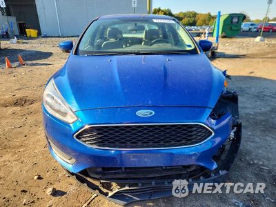 Piąte zdjęcie samochodu w środku: 2018 FORD FOCUS SE VIN:1FADP3F27JL202122 - miniatura