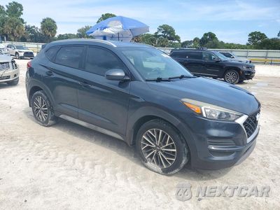 Czwarte zdjęcie samochodu z boku: 2020 HYUNDAI TUCSON SEL VIN:KM8J33AL7LU258238 - miniatura