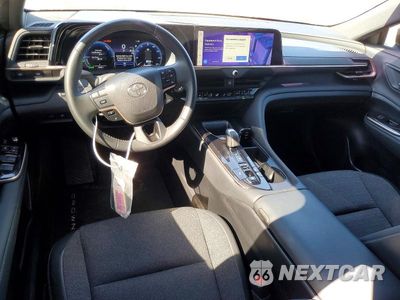 Zdjęcie 8 z 12 samochodu: 2024 TOYOTA CROWN XLE VIN:JTDAAAAF0R3026152 - miniatura