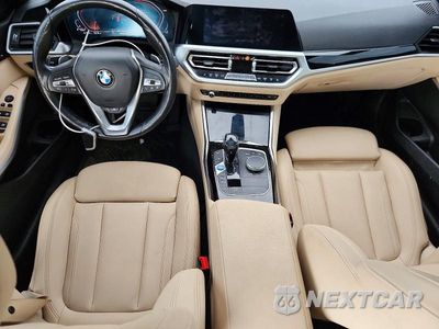 Zdjęcie 8 z 12 samochodu: 2019 BMW 330XI VIN:WBA5R7C56KAJ80980 - miniatura