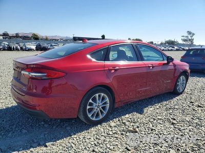 Trzecie zdjęcie samochodu z tyłu: 2019 FORD FUSION SE VIN:3FA6P0LU9KR201781 - miniatura