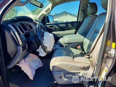 Zdjęcie 7 z 12 samochodu: 2011 TOYOTA TUNDRA DOUBLE CAB SR5 VIN:5TFUW5F10BX158524 - miniatura