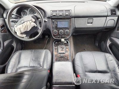 Zdjęcie 8 z 13 samochodu: 2004 MERCEDES-BENZ ML 350 VIN:4JGAB57E04A492991 - miniatura